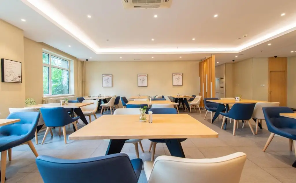 Далянь: Hanting Hotel Dalian Development Zone Wanda Plaza