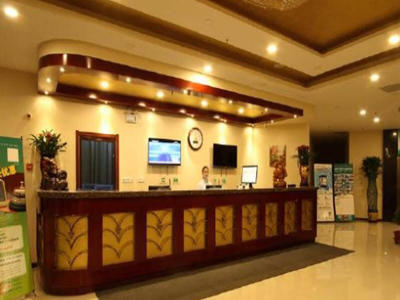 Тяньцзинь: GreenTree Inn Tianjing Beichen District Yixingbu Town Huabei Group Subway Station Express Hotel
