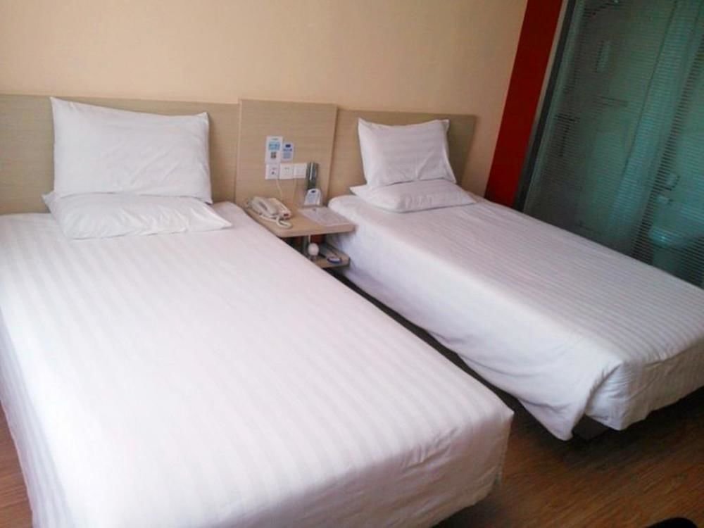 Тяньцзинь: Hanting Hotel Tianjin Tanggu Foreign Commodities Market
