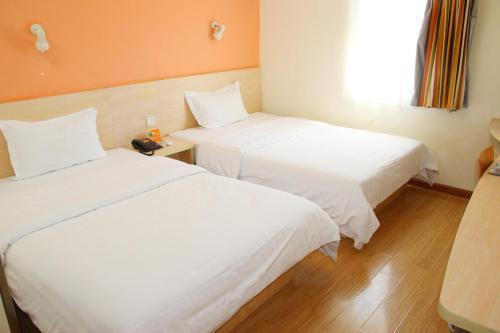 Ухань: 7 Days Inn Wuhan Fanhu Subway Station Branch