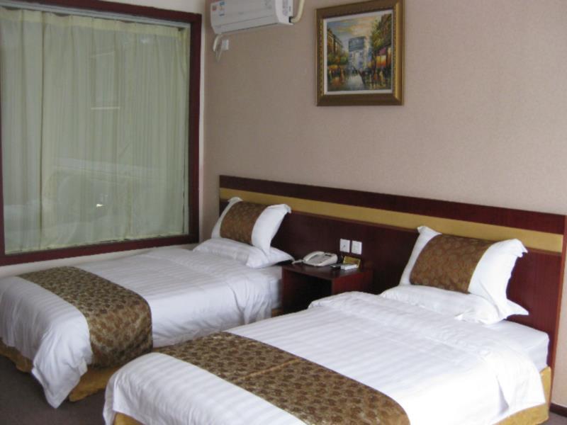 Кайфын: 7 Days Inn Kaifeng Jinliao Road Qingmingshanghe Park Branck