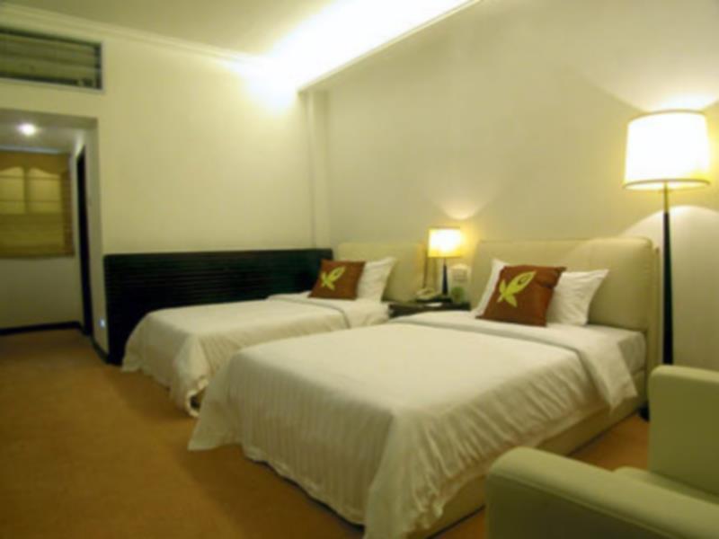 Кайфын: 7 Days Inn Kaifeng Jinliao Road Qingmingshanghe Park Branck
