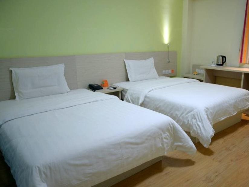 Хецзе: Changji hotel (Shanxian Bus Station)