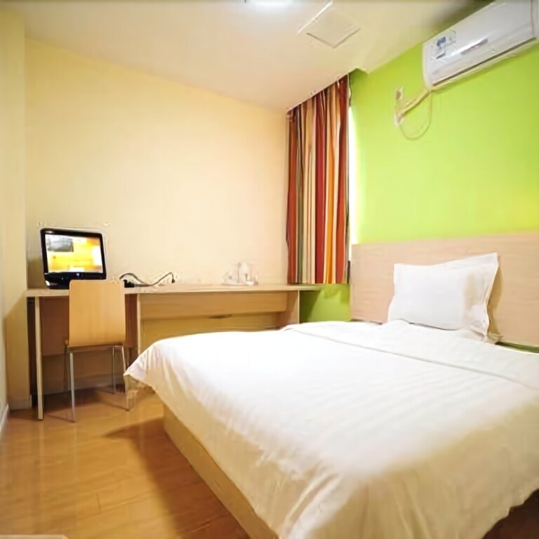 Ухань: 7 Days Inn