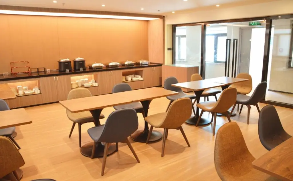 Циндао: Hanting Hotel Qingdao Yan'an 3rd Road Zhiquan Road Metro Station
