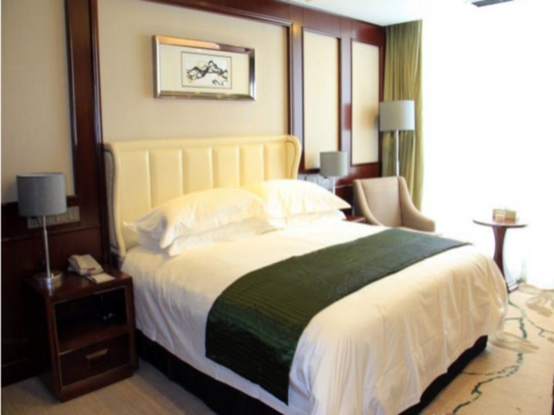 Чэнду: SandalWood Hotel  Chengdu
