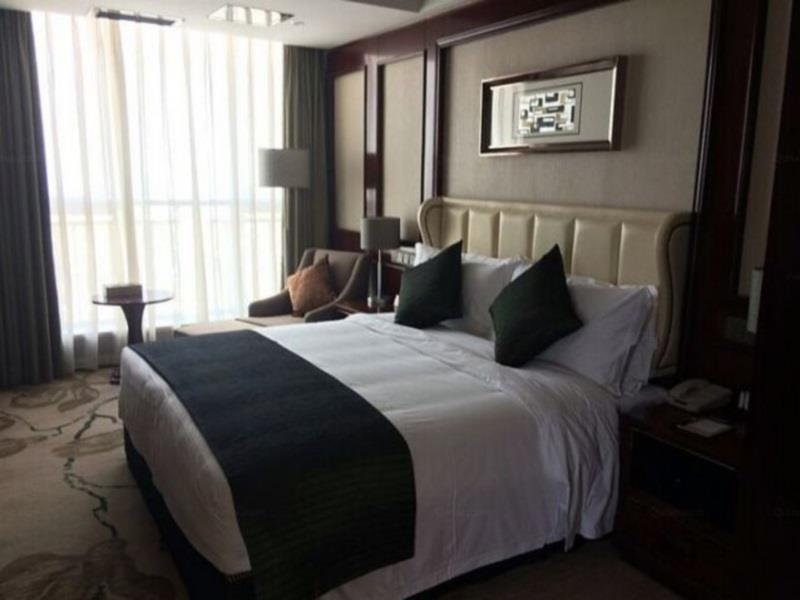 Чэнду: SandalWood Hotel  Chengdu