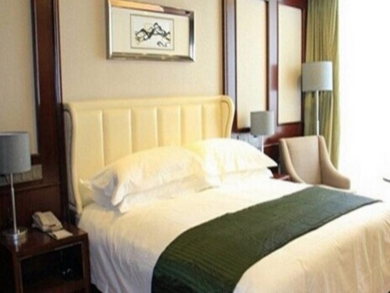 Чэнду: SandalWood Hotel  Chengdu
