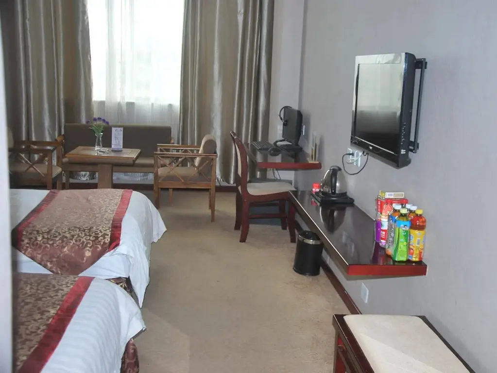 Цзюцюань: Dunhuang Yuetian Hotel