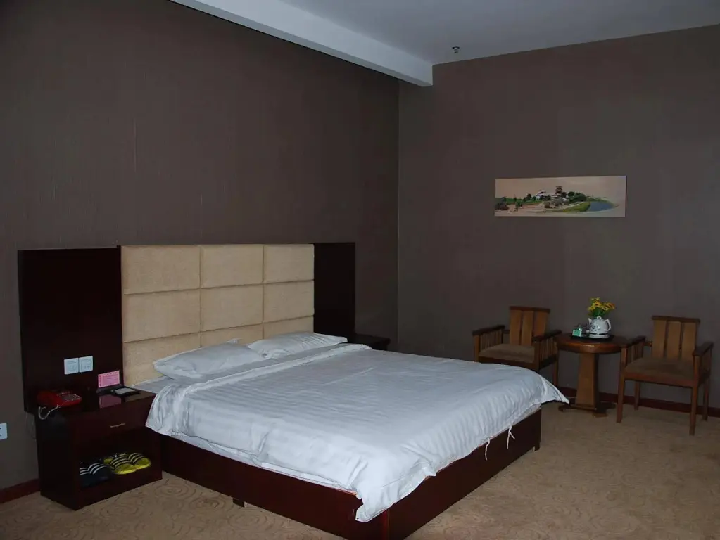 Цзюцюань: Dunhuang Yuetian Hotel