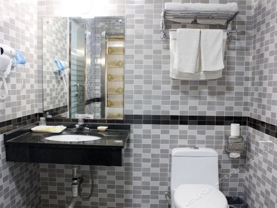 Вэйхай: Super 8 Hotel Weihai Jingqudaqing Road