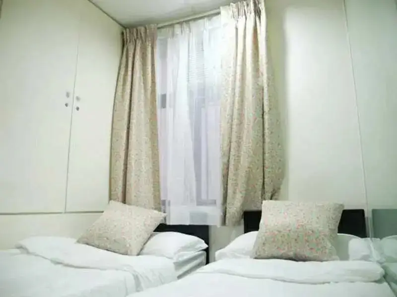 Коулун: Harbor Plaza Hostel - Yau Ma Tei