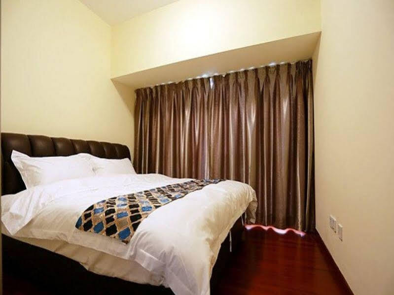 Шэньчжэнь: SheHe Apartment Nanshan Branch