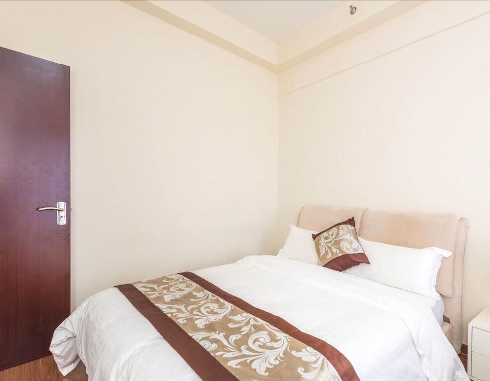 Гуанчжоу: Guangzhou Xiyunlai International Apartment Pazhou Exhibition Center Store