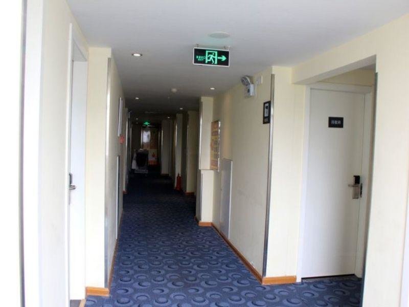 Сиань: 7Days Inn Xi'an East Street Zhangxueliang Memorial Hall East Door