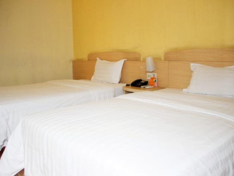 7Days Inn Wuhan Insitute of Technology Shipailing Road Branch — фото 1