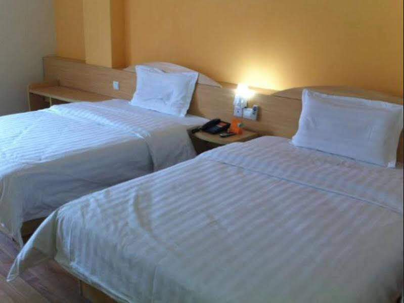 Пекин: 7 Days Inn Beijing Changhong Bridge East Branch