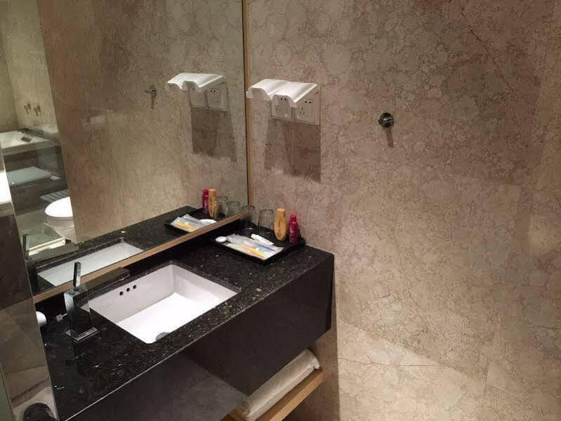 Шанхай: Shanghai Huijing Service Apartment