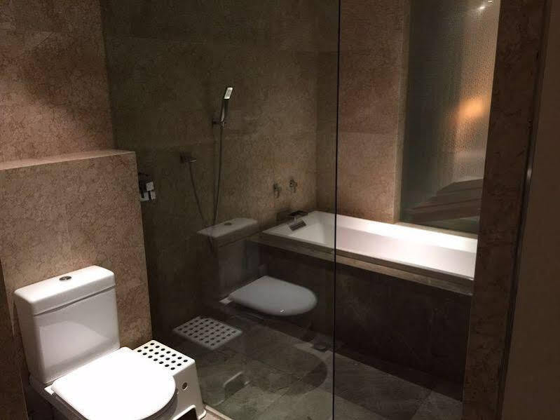 Шанхай: Shanghai Huijing Service Apartment