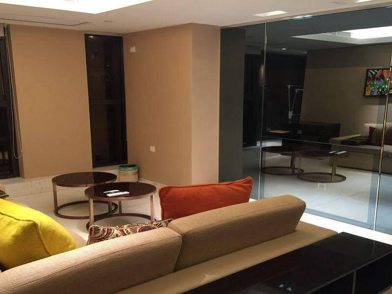 Шанхай: Shanghai Huijing Service Apartment
