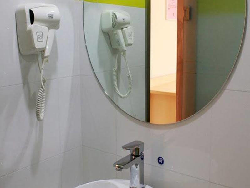 Циндао: 7Days Inn Qingdao Taidong Central Walking Street Qingdao