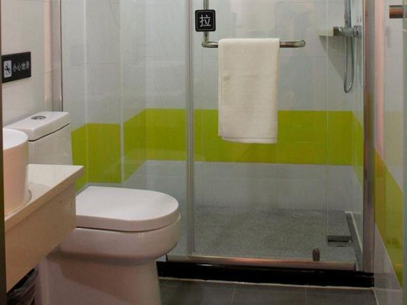 Циндао: 7Days Inn Qingdao Taidong Central Walking Street Qingdao