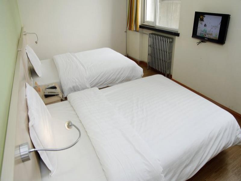 Пекин: 7 Days Inn Beijing Tongzhou Bali Bridge Branch