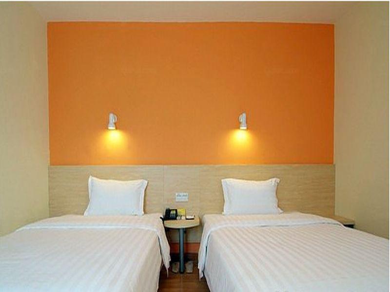 Пекин: 7 Days Inn Beijing Sanhuanxincheng Fengtai Subway Station Branch