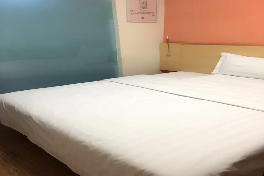 Тайюань: 7 Days Inn
