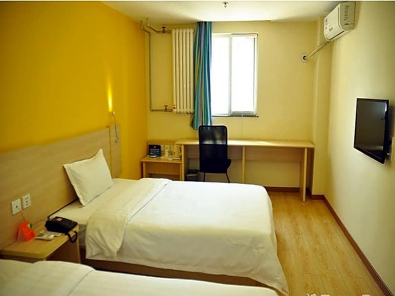 Пекин: 7 Days Inn Beijing Wuzi University Subway Station Jinyu Road