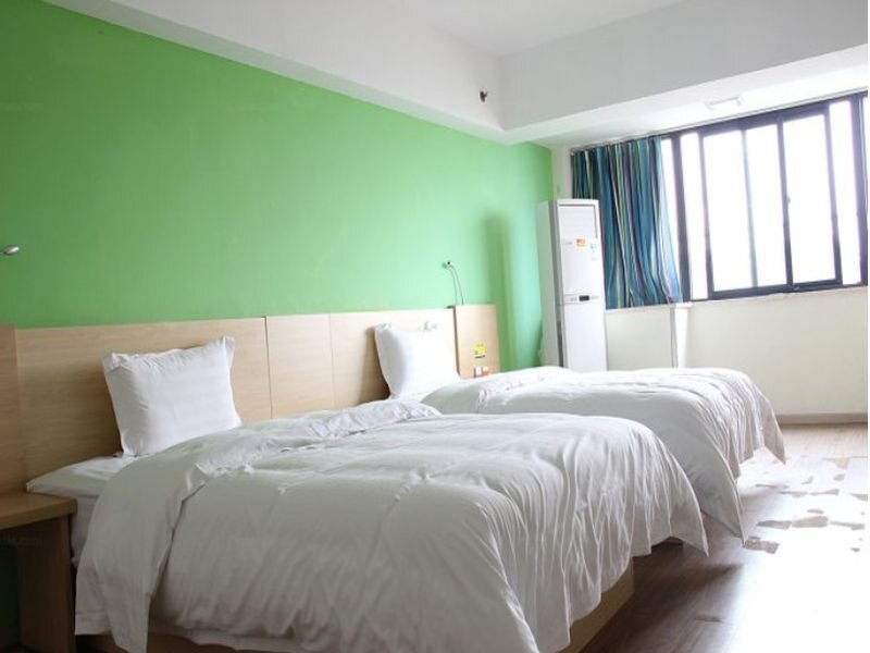 7 Days Inn Chengdu Zhaojue Temple Bus Station Branch — фото 1