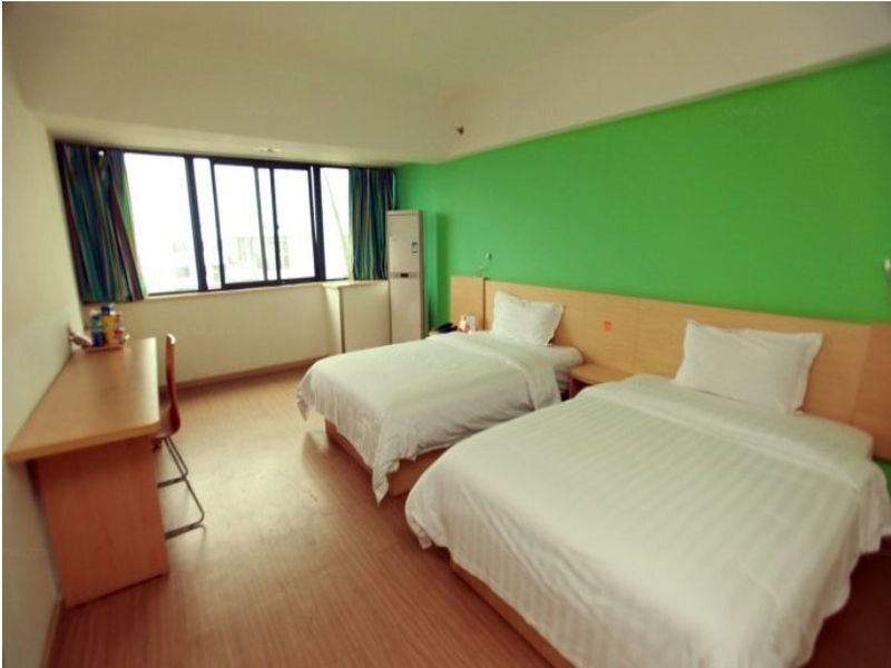 Чэнду: 7 Days Inn Chengdu Zhaojue Temple Bus Station Branch