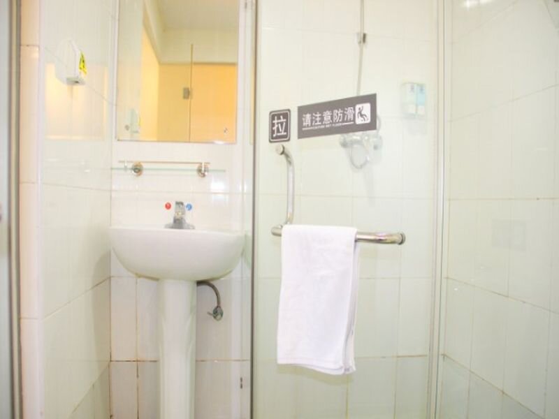 Тайчжоу: 7 Days Inn Xinghua Changan Central Road Zhengbanqiao Former Residence Branch
