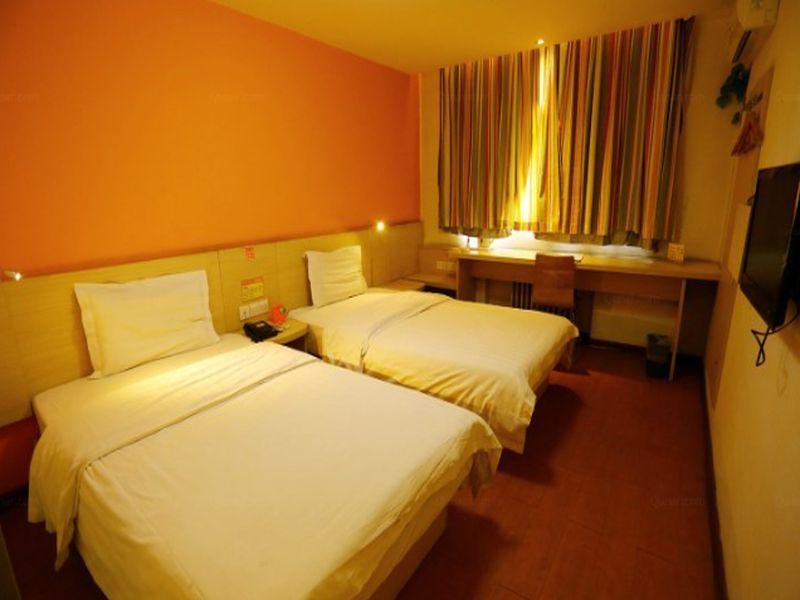 Тайчжоу: 7 Days Inn Xinghua Changan Central Road Zhengbanqiao Former Residence Branch