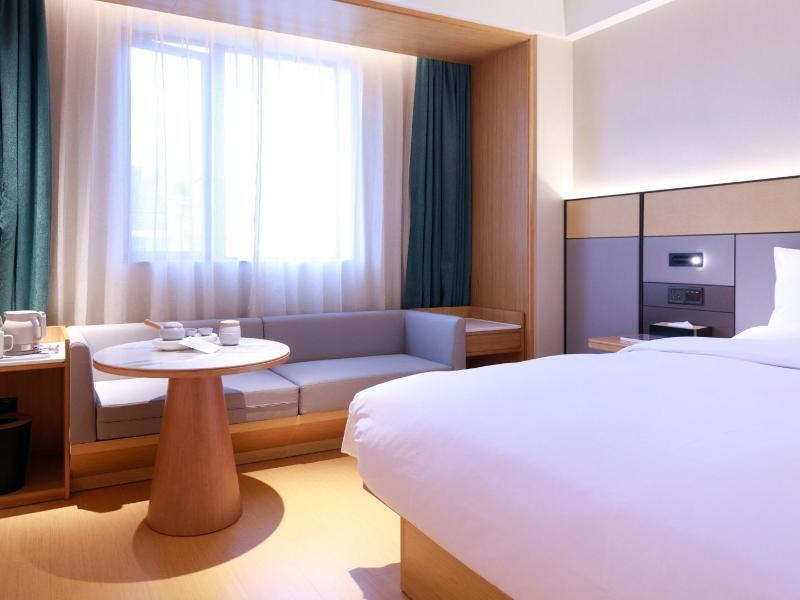 Шанхай: JI Hotel