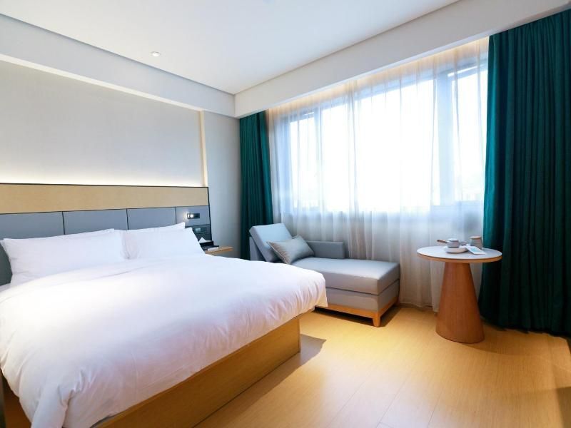 Шанхай: JI Hotel