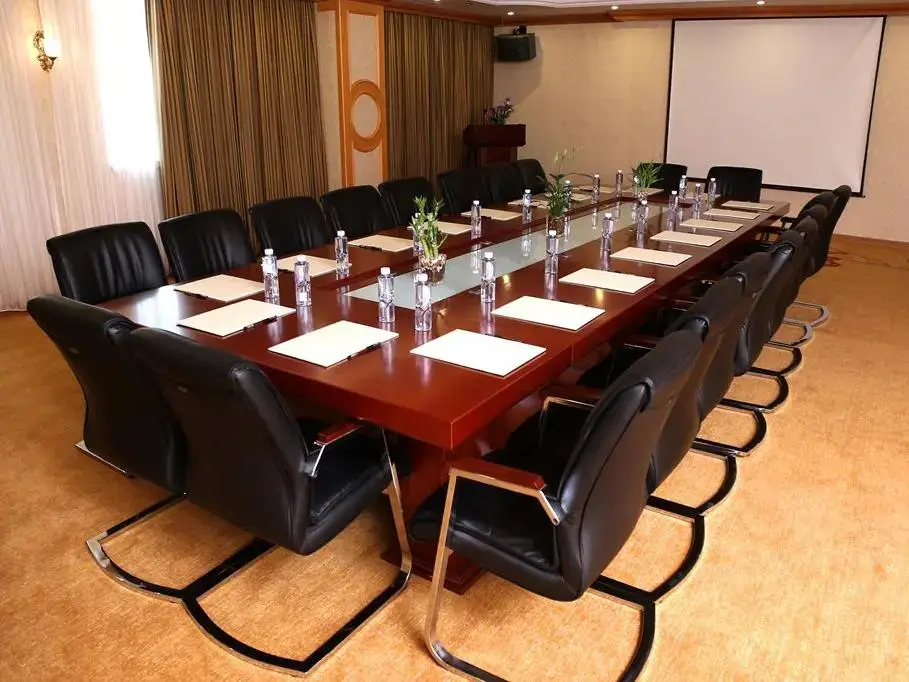 Шэньчжэнь: Vienna Hotel (Shenzhen  Guanhuyuan)