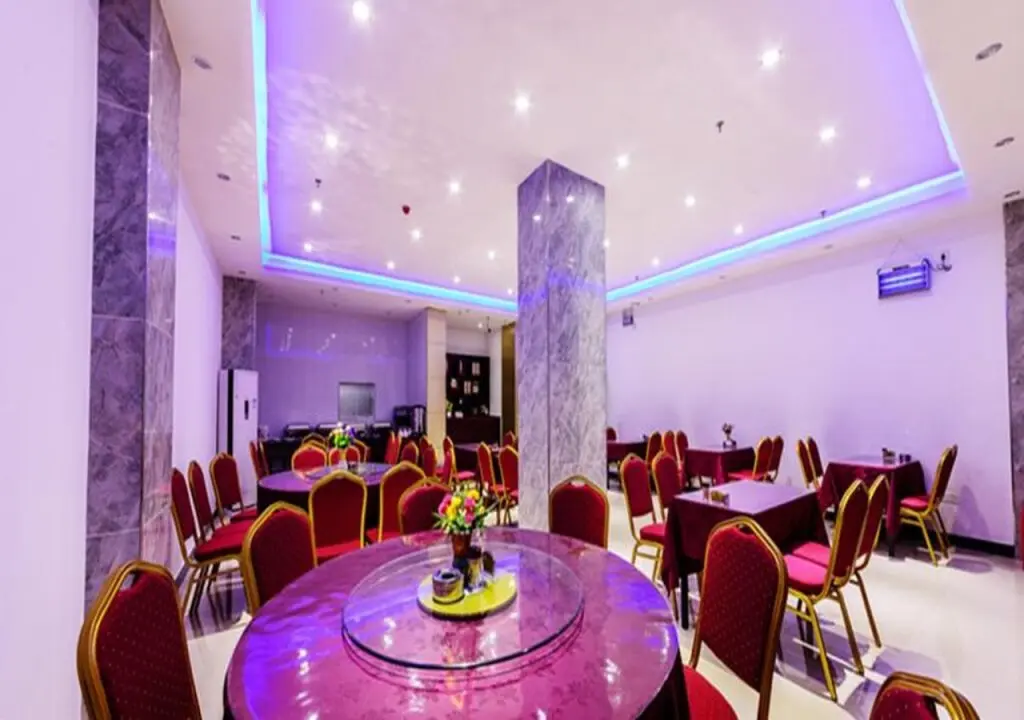 Гуанчжоу: Shang Pin Holiday Inn Airport Second Branch