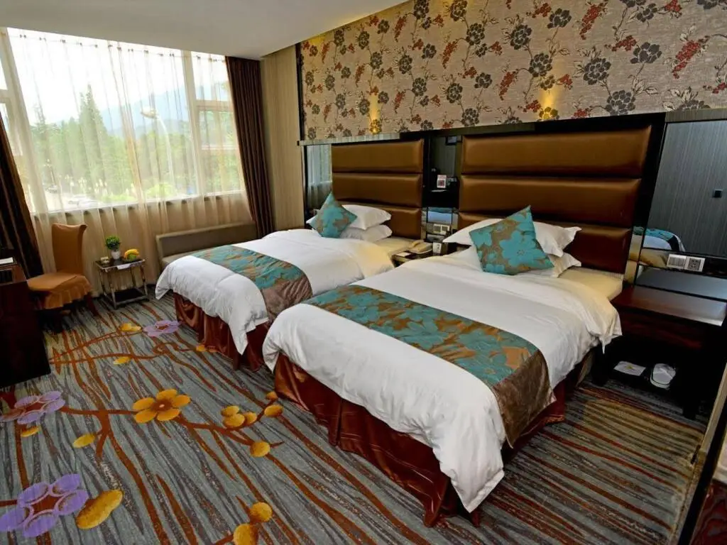 Чэнду: Liwan Holiday Hotel Dujiangyan