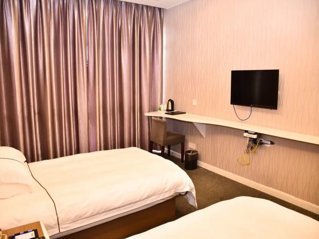 Super 8 Hotel Yiwu Binwang — фото 1