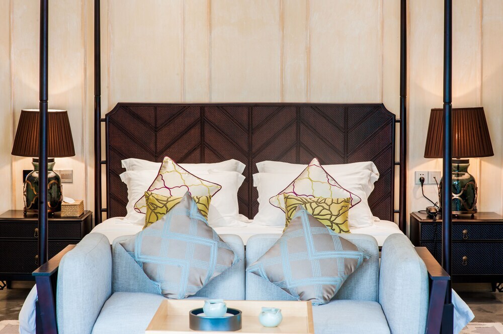Courtyard Hotel - Yulong River Branch — фото 1