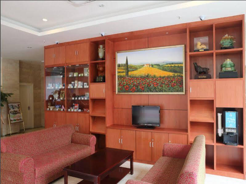 Чэнду: Hanting Chengdu  Southwest Jiao Tong University Branch
