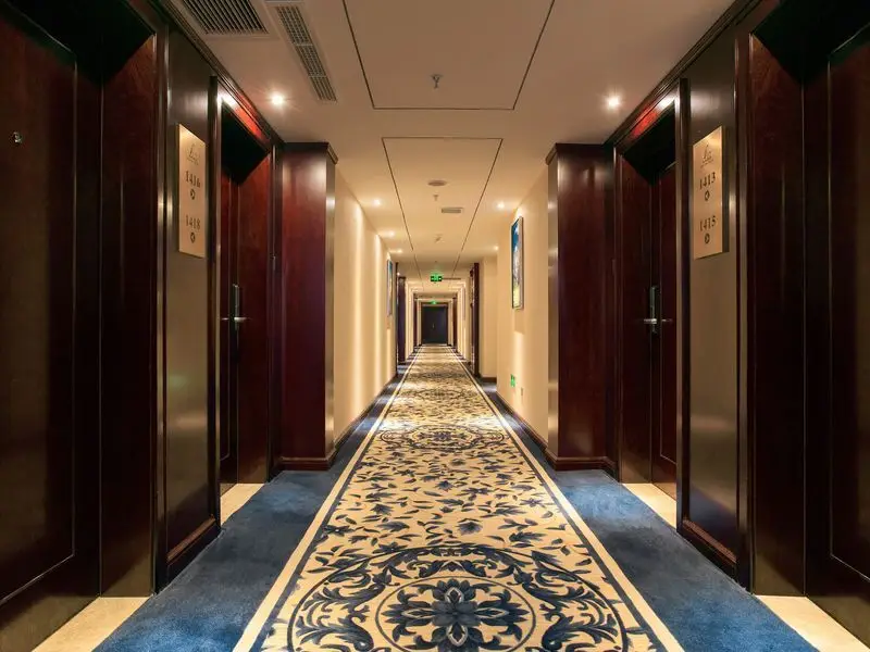 Chengdu Mount Everest Hotel — фото 1
