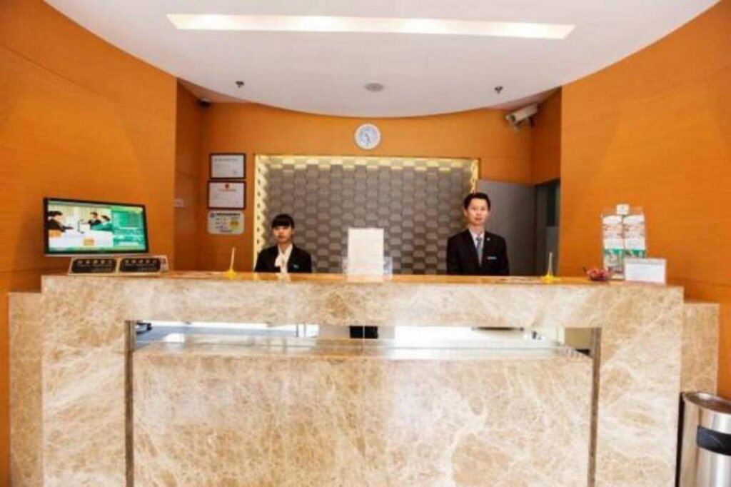 Шанхай: Jinjiang Inn (jiuxing Construction Materials Marke