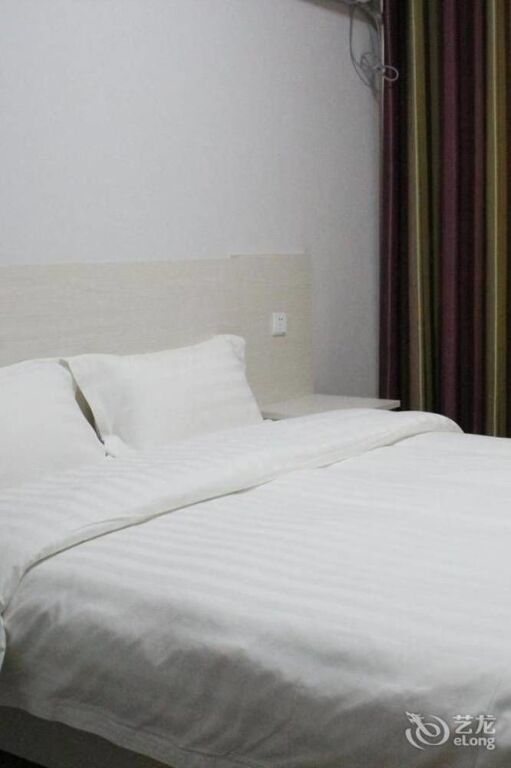 Циндао: Junru Business Hotel- Qingdao Jinshui Road Branch