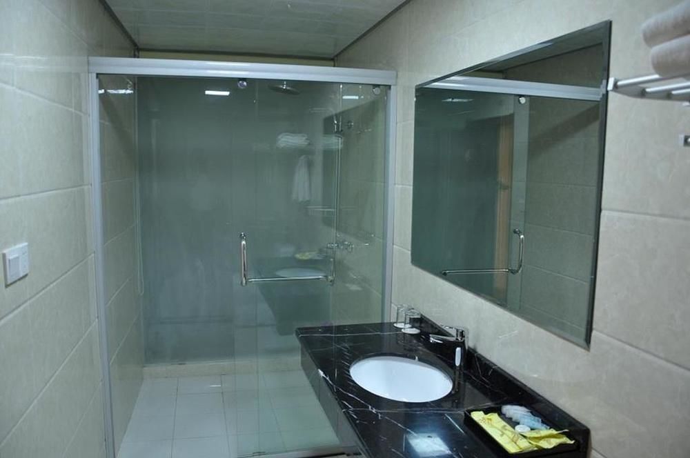 Цзюцзян: Wenxin 99 Business Hotel