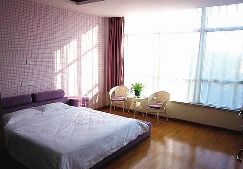 Лиаоченг: Shuangdie Business Hotel