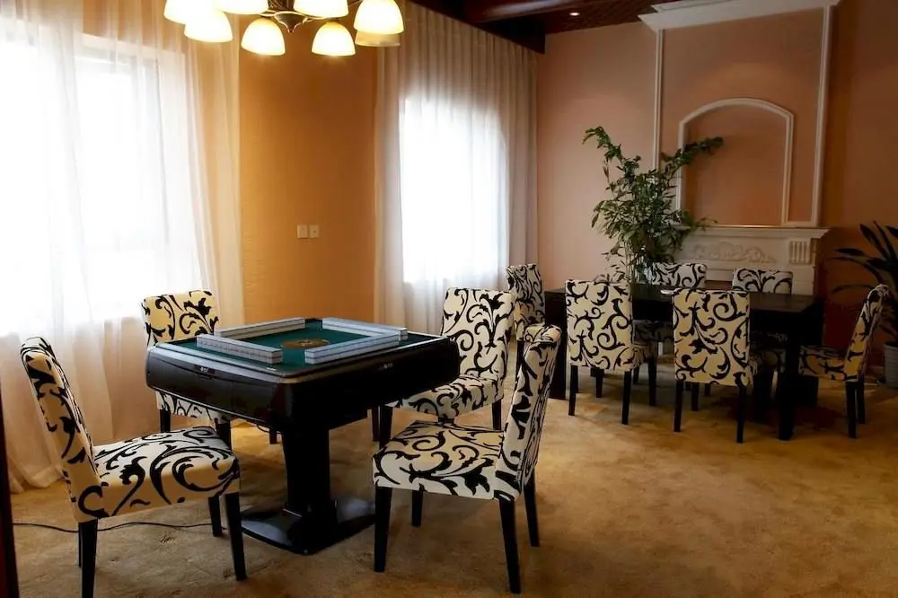 Чэнду: Aoting Garden Hotel - Chengdu