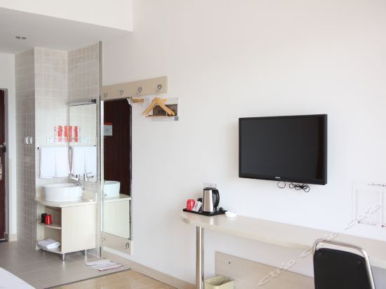 Цзинхун: Yunyue Lanting Hotel (Jinghong Manting Park)