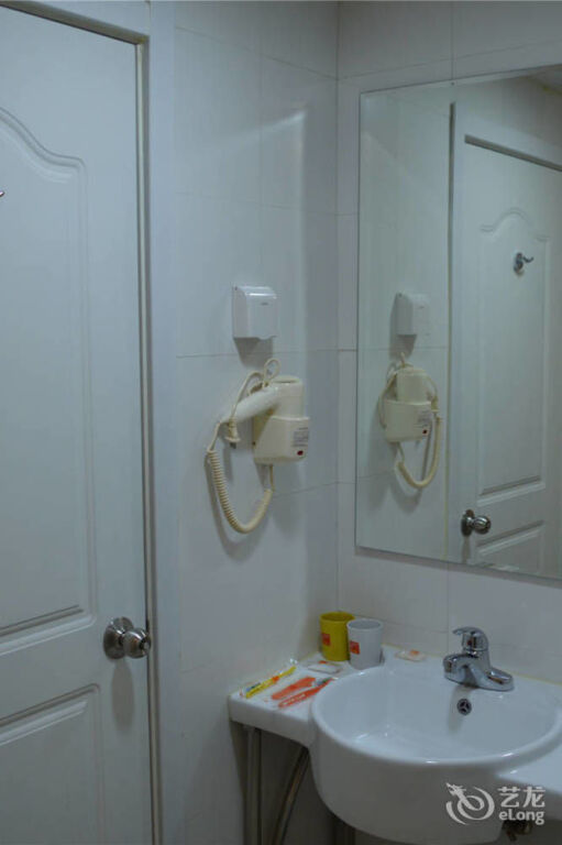 Шицзячжуан: Home Inn-xinji Anding Street Branch